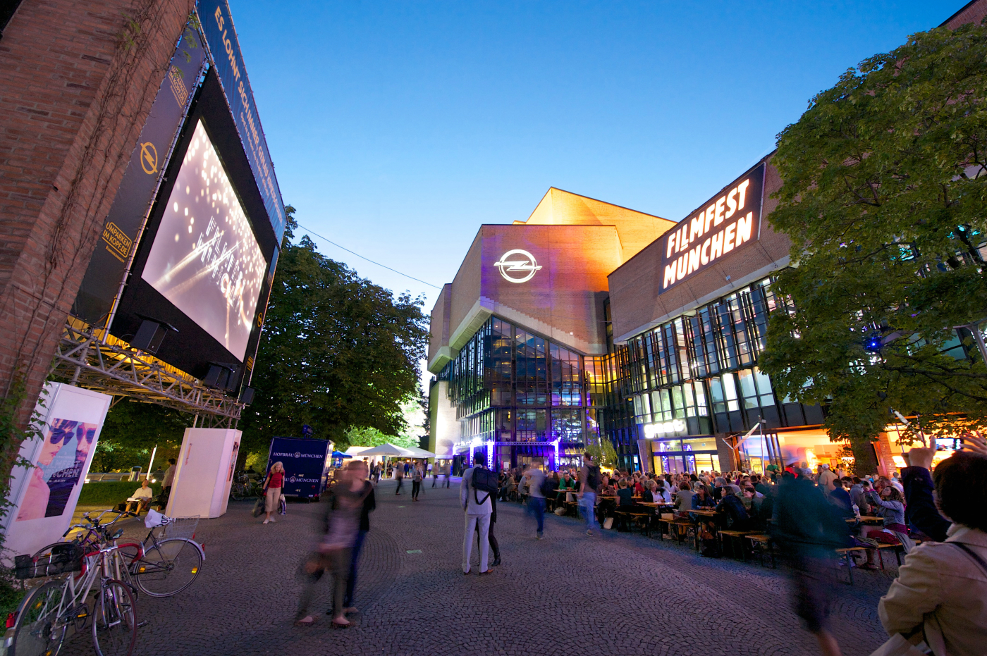 Filmfest München – lieber klimatisiertes Kino als überhitzter Biergarten